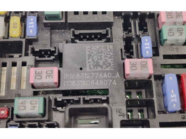   Pojistková skříňka 68312776AC   Ram 1500 2020