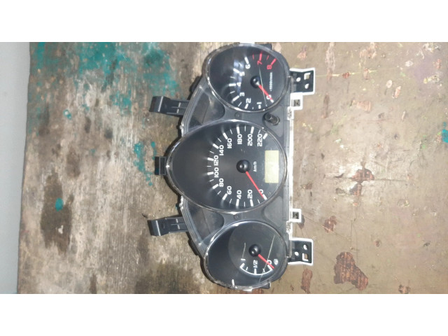 Панель приборов MM0038001   Mitsubishi Colt       