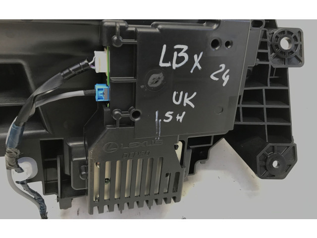 Дисплей    8310852052, 2579001460   Lexus LBX
