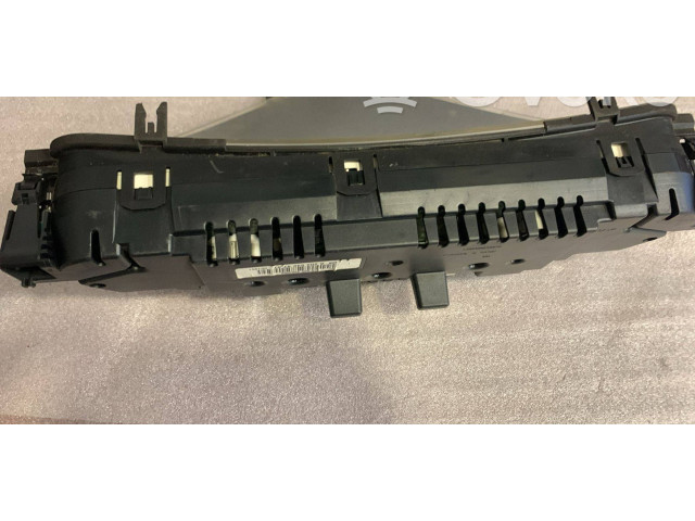 Панель приборов A2035404747   Mercedes-Benz C W203       