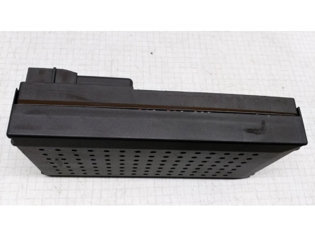   Pojistková skříňka 8645410, 8645411   Volvo S60 2002