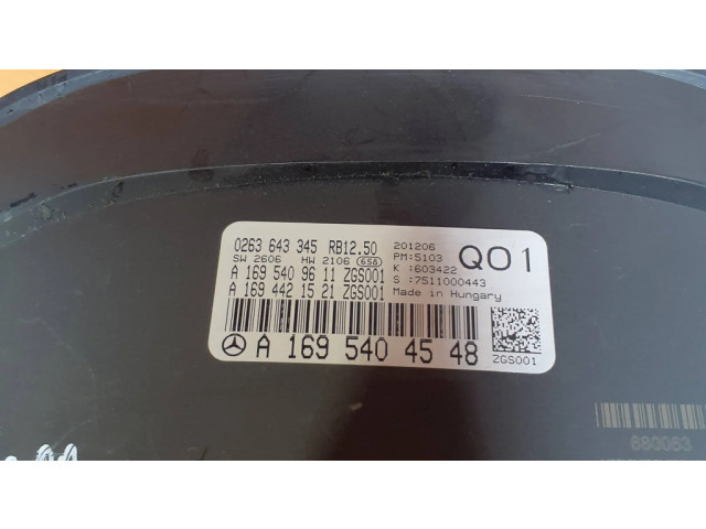 Přístrojová deska  Mercedes-Benz B W245 2008 A1695404548, A1694421521  