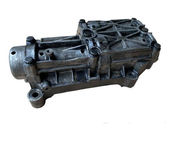 Масляный насос   F1051084, 014691  Hyundai Santa Fe 2.2