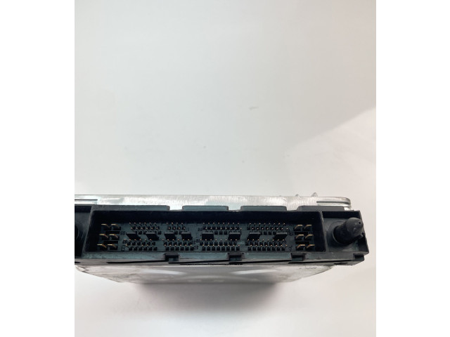 Řídící jednotka 30684877A   Volvo V70 2002