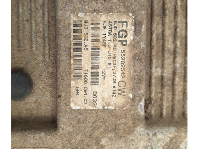 Řídící jednotka 13206762, 13216697   Opel Astra H 2005