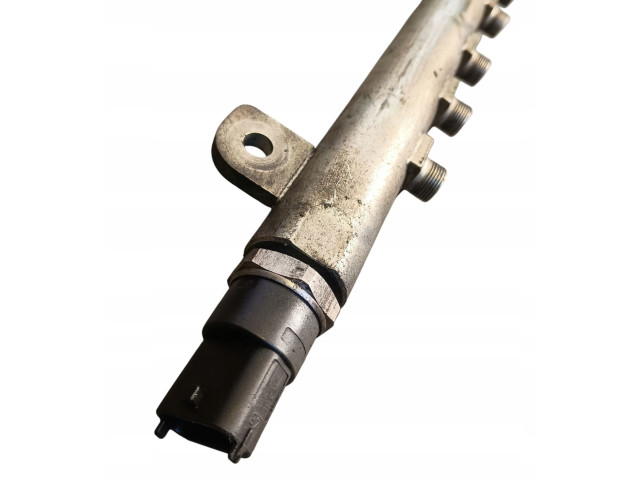 Vstřikovací lišta 0445214053, 0281002568   Alfa Romeo 147     