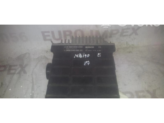 Řídící jednotka 0280800220, 0065450032   Mercedes-Benz 190 W201 1987