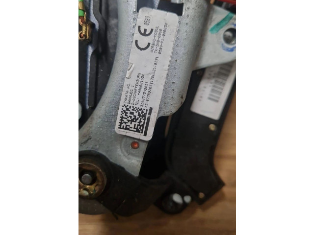 Подушка безопасности водителя 0589P1000850   BMW 3 E46