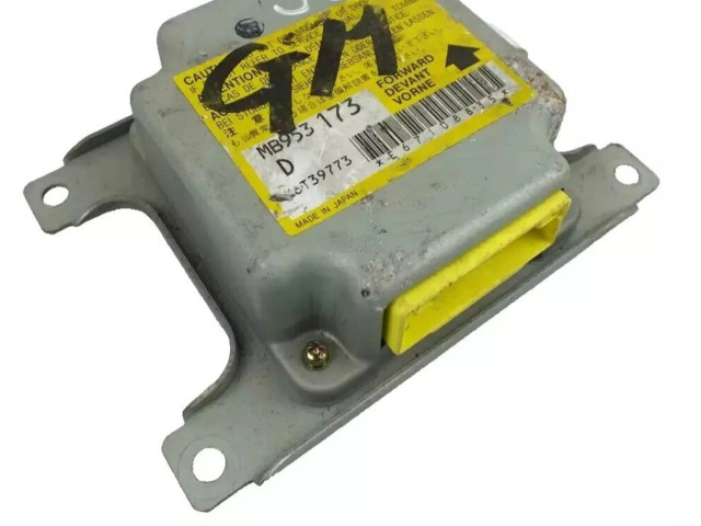 Блок подушек безопасности MB953173, FR212877-75   Mitsubishi Colt