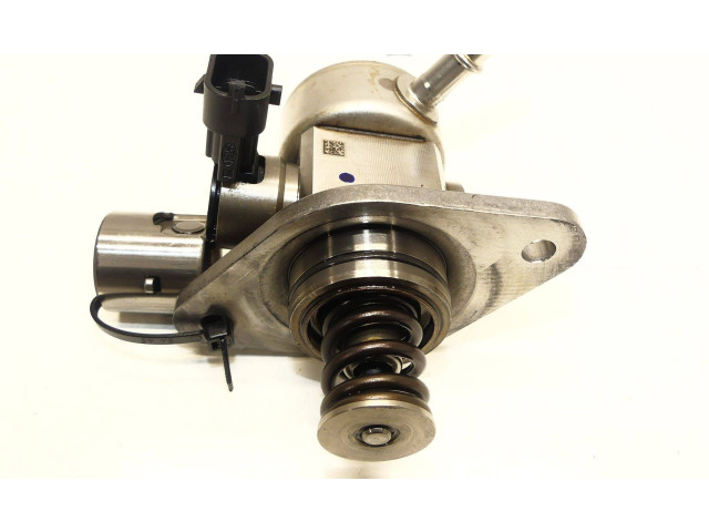 Vstřikovací čerpadlo 0136868, 23117-KA   Maserati Ghibli    M156D M156B M156E BITURBO 