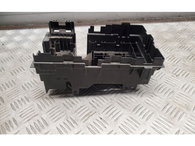   Pojistková skříňka 68239267AC   Chrysler Pacifica 2020