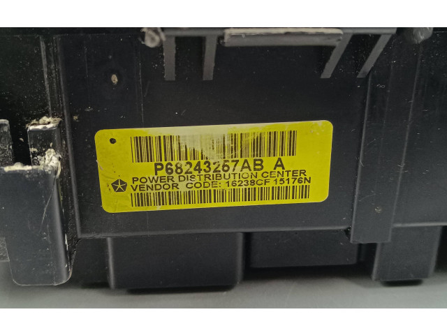 Блок предохранителей  P68243257AB, 16238CF15176N   Dodge VAN RAM    