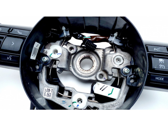 Volant Toyota Yaris 2020 3041J09, 6436038  