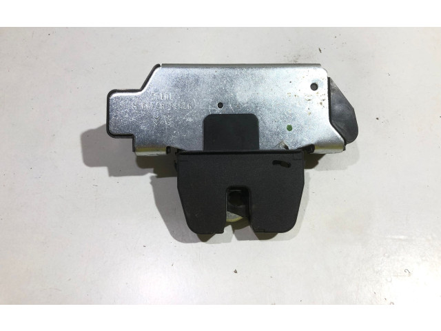 Замок багажника 9684648680, 9651487499    Peugeot 5008  -  года