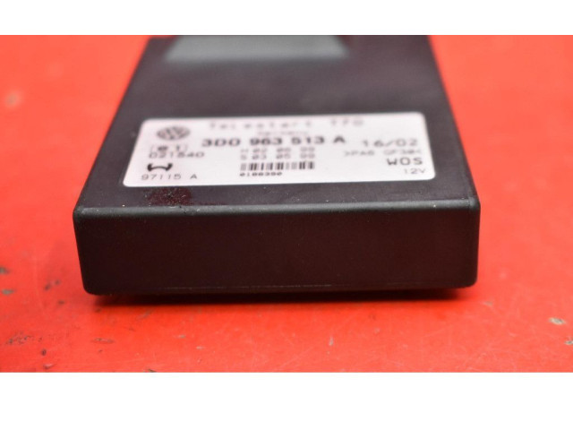 Блок управления двигателем ECU 3D0963513A, 3D0963513A   Audi A8 S8 D3 4E