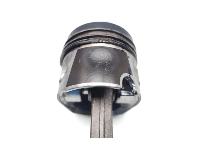 Píst AWX   Audi A6 S6 C5 4B    AWX 