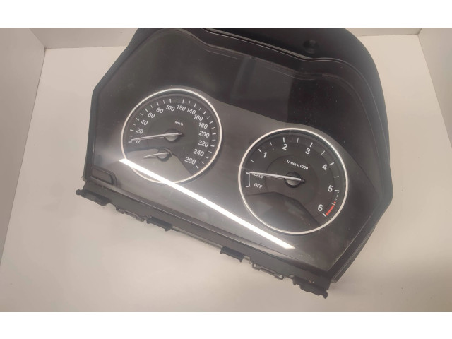 Přístrojová deska  BMW 2 F45 2014 62109379965, 62109383271  