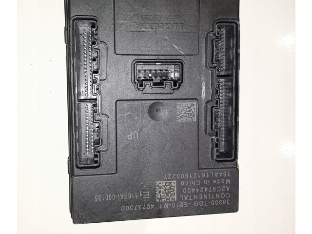 Блок комфорта 38800TGGE210M1   Honda Civic X   