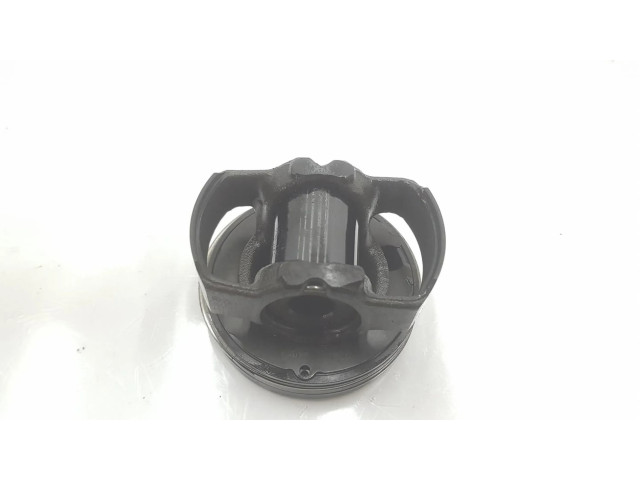 Píst 0628V1, 1151CB   Citroen C4 I  pro naftový motor 1.6  