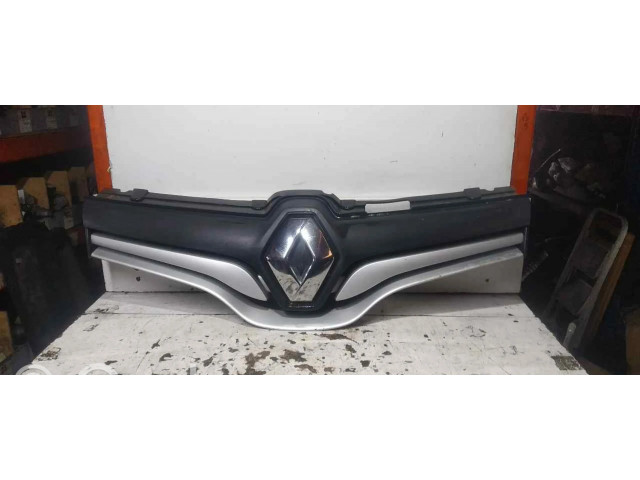 Передняя решётка Renault Kangoo II 2008-2014 года 623101381R      