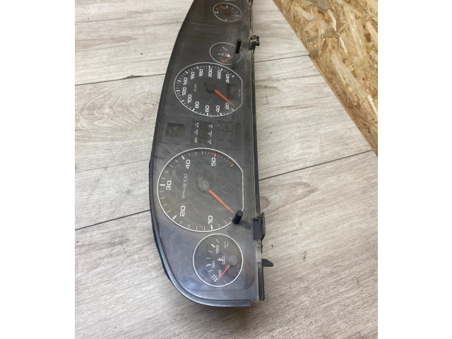 Přístrojová deska  Audi A6 S6 C4 4A 1995 4A1919033HH, 11000875201  