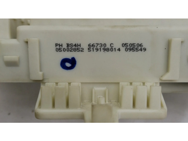 Блок предохранителей BS4H66730C, 519198014   Mazda 3 I    