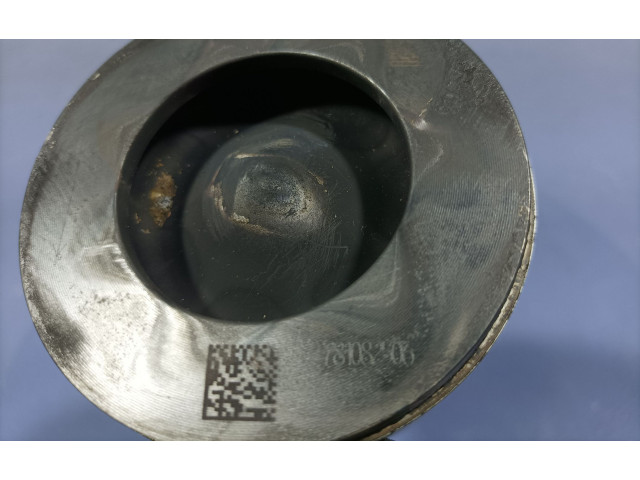 Píst 7810825, 7810825   BMW X1 E84     