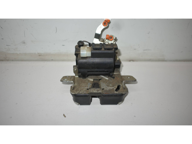 Замок багажника     Mitsubishi Colt 2004 - 2008 года