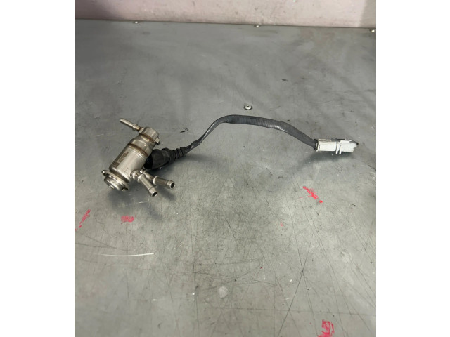 Vstřikovač 208995377R   Renault Captur II     