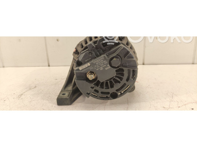 Блок предохранителей 8676498   Volvo S60    