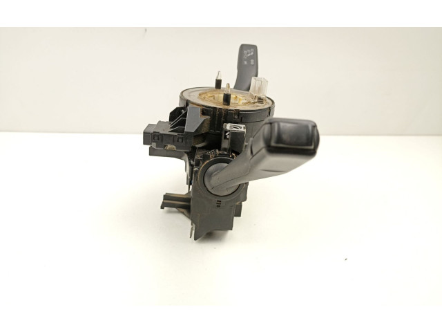 Ручка стеклоочистителей 1K0953519J, 1K0953503JH   Volkswagen Caddy