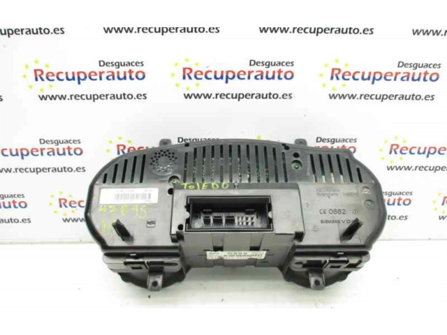 Přístrojová deska  Seat Toledo III (5P)  5P0920802G  