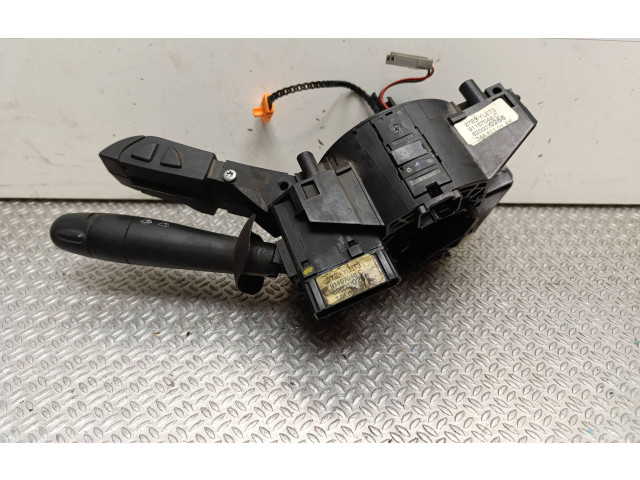 Ручка стеклоочистителей 8200070266, 34481101AK   Nissan Primastar