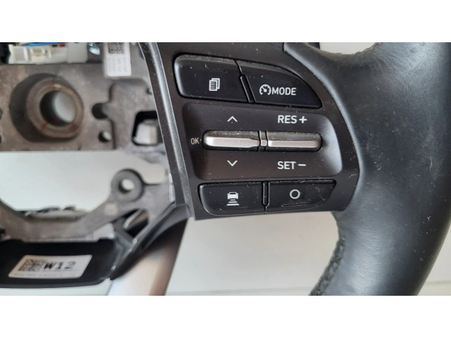 Руль Hyundai Kona I  2017-2023 года 96720K4640      