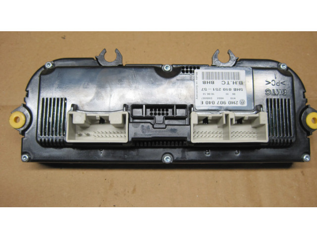 Блок управления климат-контролем 2H0907040E   Volkswagen Amarok