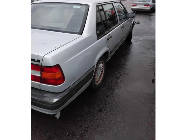   Pojistková skříňka    Volvo 940 1993