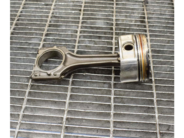  Поршень CDNC 06H198401A, 06H107065BE  Audi Q5 SQ5  