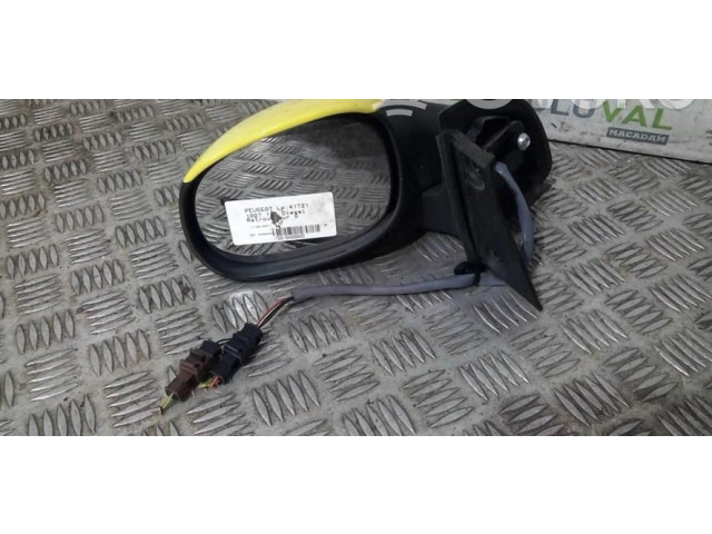 Zpětné zrcátko  Peugeot 1007 2005  8153WQ  