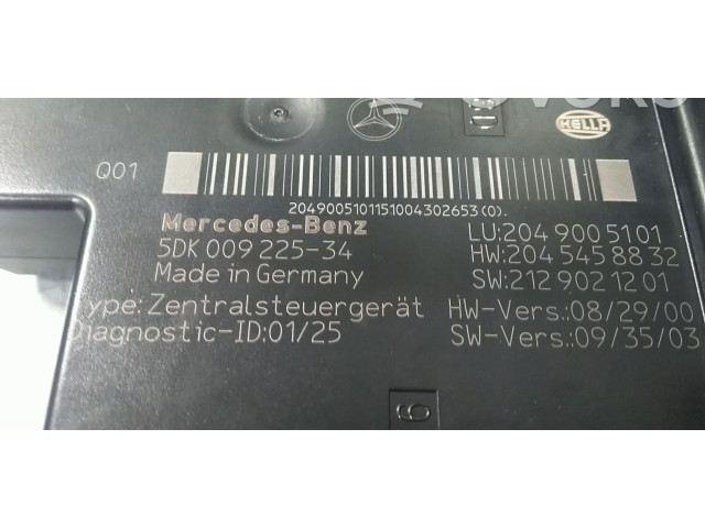 Pojistková skříňka Řídící jednotka BSM A2049005101, 2049060305   Meredes-Benz C W204 2010