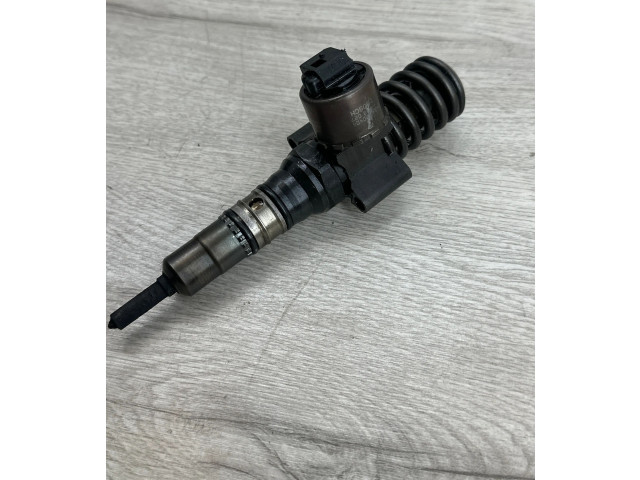 Vstřikovač 03G130073G, 0414720404   Mitsubishi Grandis     