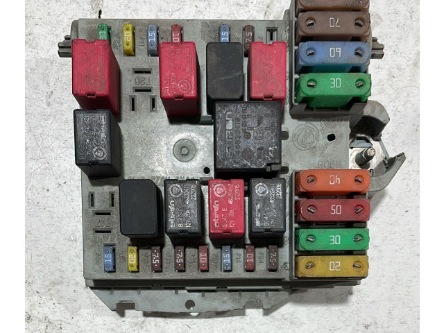   Pojistková skříňka 51795925, 51795925   Lancia Musa 2006