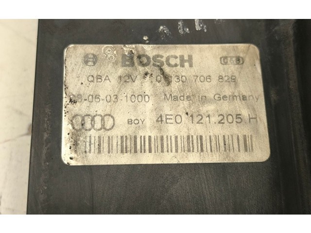 Вентилятор радиатора     4E0121205H    Audi A8 S8 D3 4E 