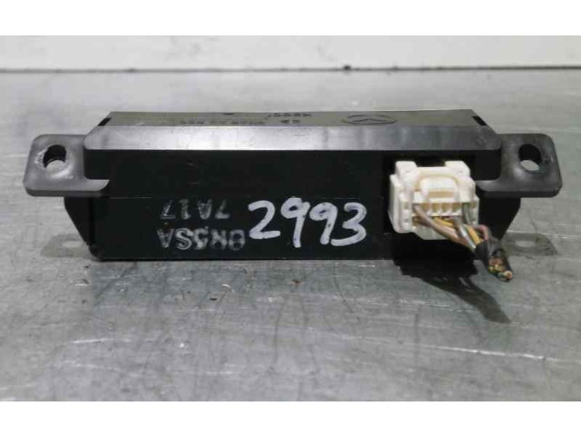 Дисплей    BR5S55260   Mazda 3 I