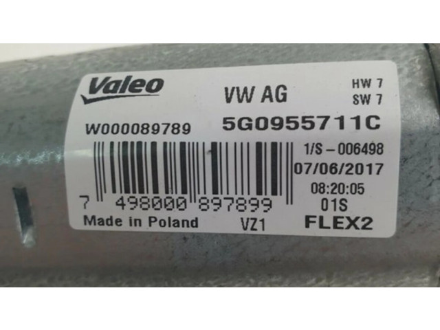Моторчик заднего дворника 5g0955711c    Volkswagen PASSAT B8