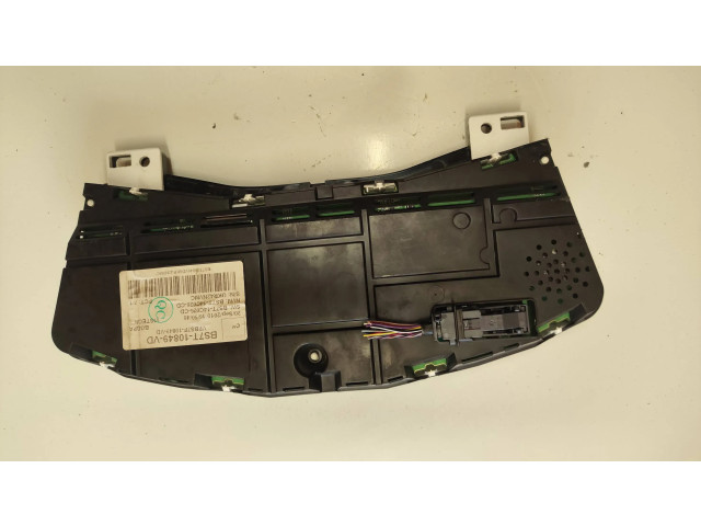 Přístrojová deska  Ford Mondeo MK IV 2010 BS7T10849VD, BS7T14C026CD  