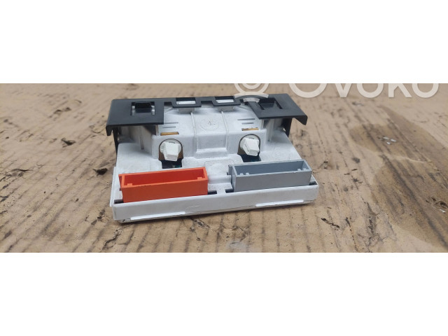Дисплей    P8200028364A, 216562178A   Renault Megane I