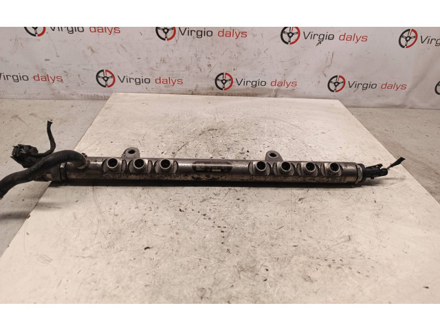 Vstřikovací lišta 30777759, 0445215025   Volvo V70     