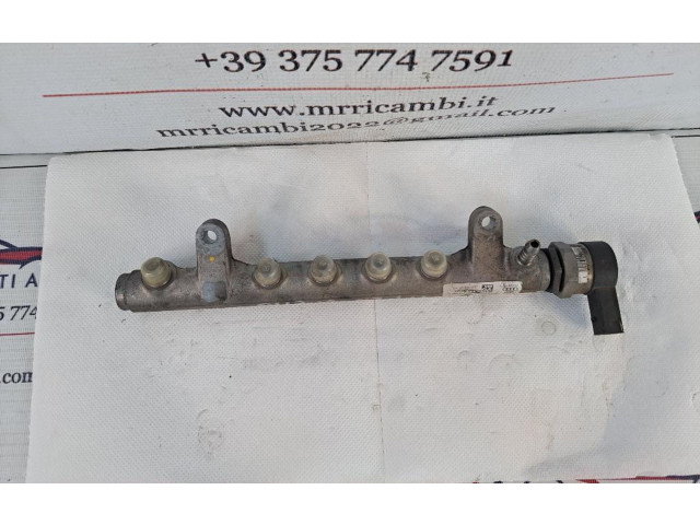 Vstřikovací lišta 03L130089A, 03L130089A   Audi A4 S4 B8 8K     