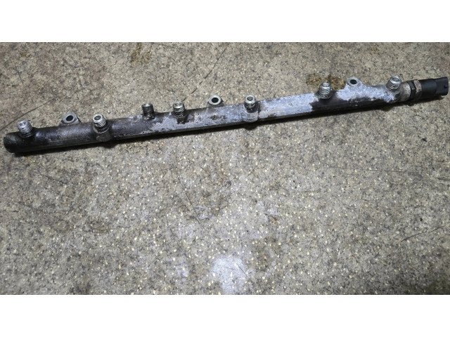 Vstřikovací lišta 0445216002   BMW 5 E39  pro naftový motor 3.0  