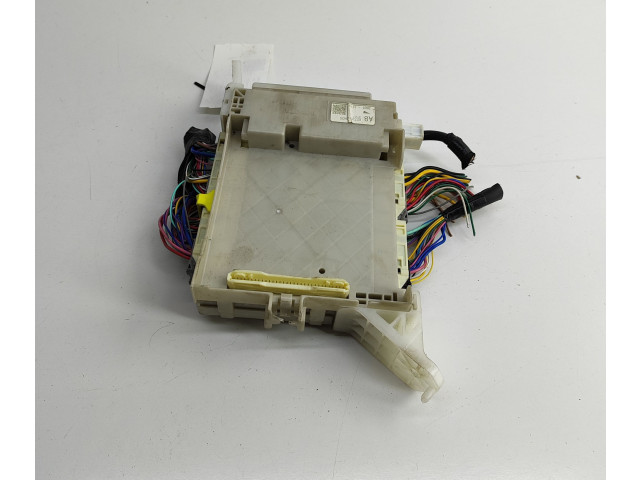 Блок предохранителей 8273048A30, 3B0513191   Lexus RX 330 - 350 - 400H    